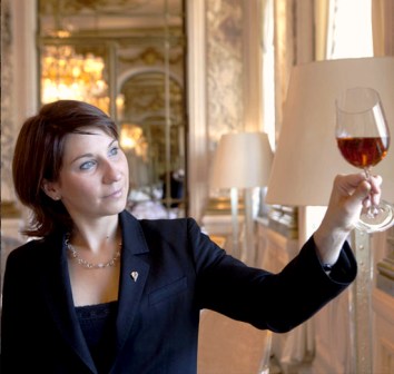 Estelle Touzet chef sommelier (Le Meurice Paris)